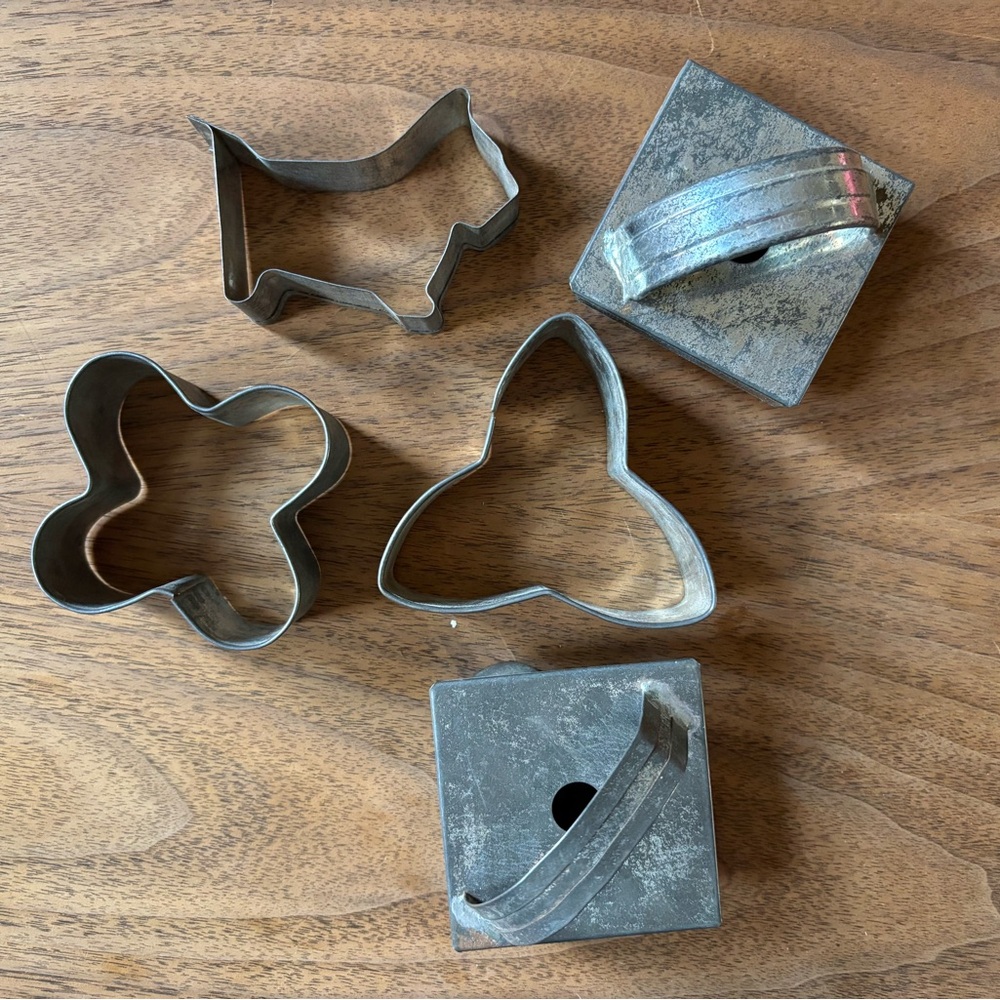 Vintage Cookie Cutter Set Metal